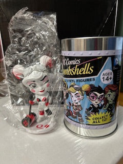 Cryptozoic DC Comics Bombshell Vinyl Figure Harley Quinn Series 3 Chase